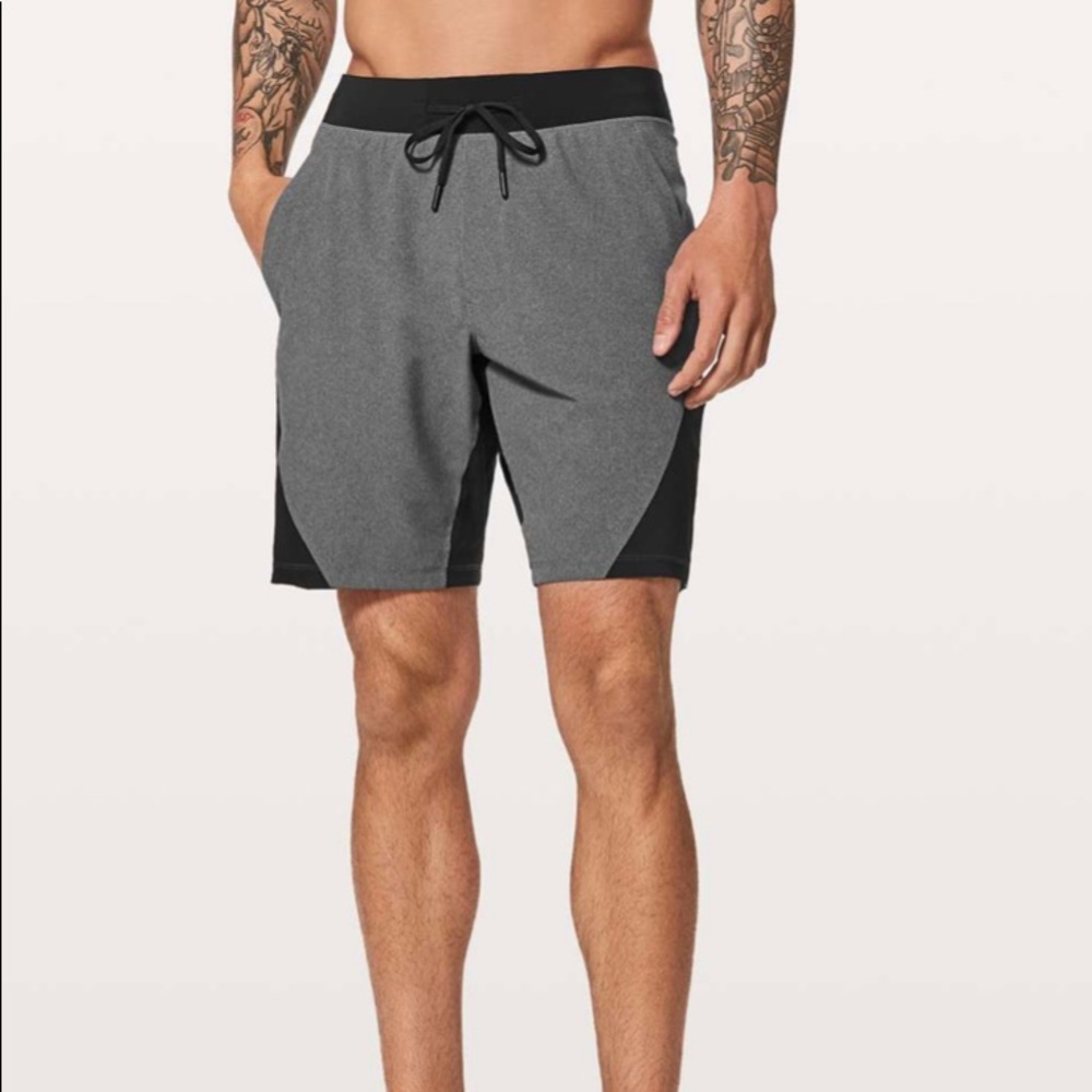 Lululemon Namaste at the Beach II. 9” Lined